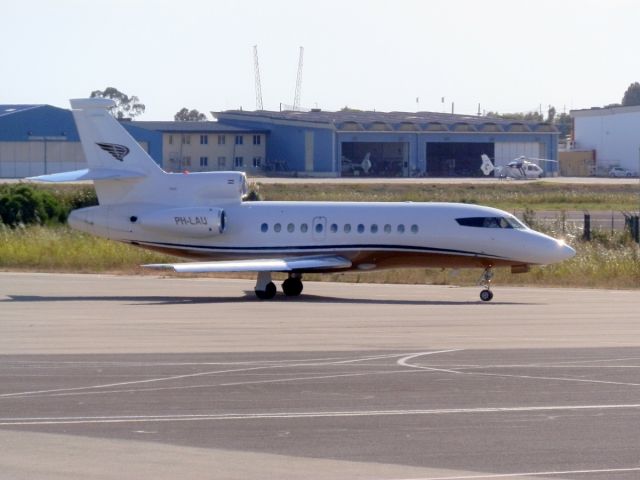 Dassault Falcon 900 (PH-LAU) - 02 sept 2015 