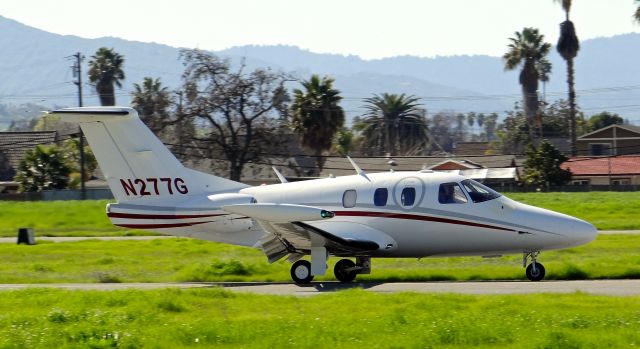 Eclipse 500 (N277G)