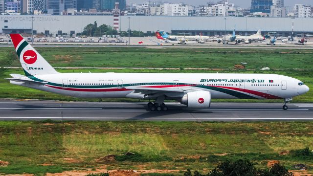 Boeing 777-200 (S2-AHN)