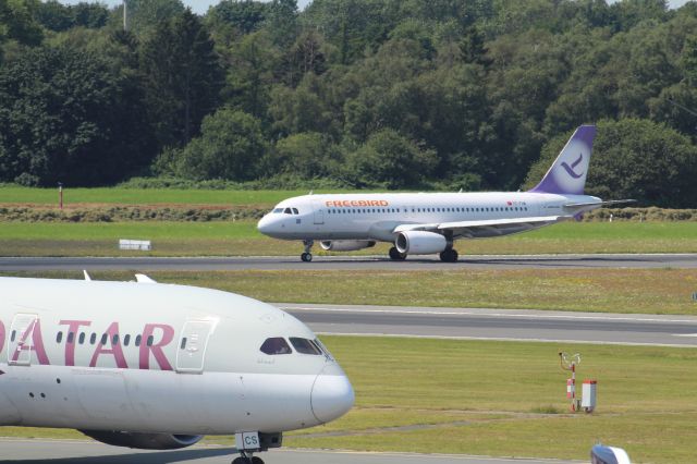 Airbus A320 (TC-FHM)