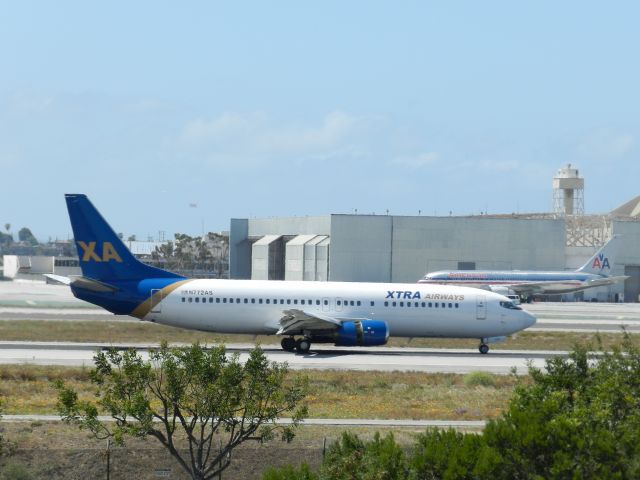 BOEING 737-400 (N772AS)