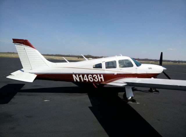 Piper Cherokee Arrow (N1463H)