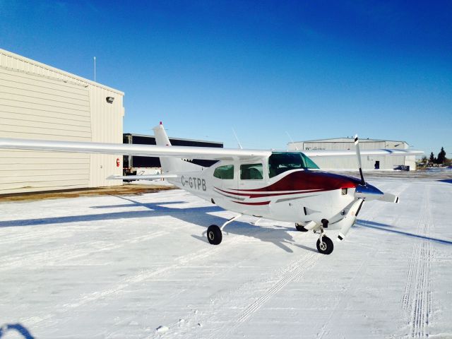 Cessna Centurion (C-GTPB)