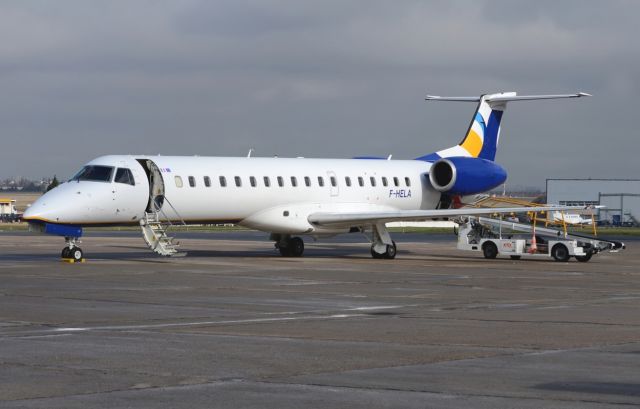 Embraer ERJ-145 (F-HELA)