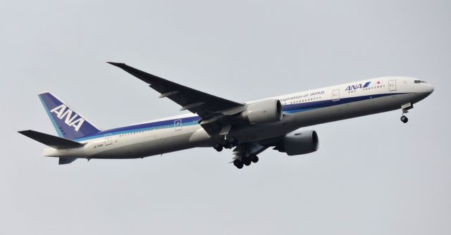 BOEING 777-300ER (JA734A) - Minutes from landing, Feb. 2020.