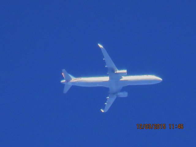 Airbus A321 (N112AN)