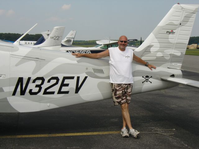 Piper Saratoga (N32EV)