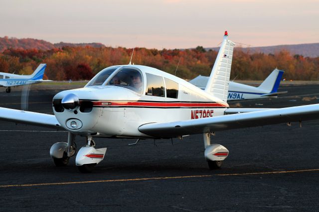 Piper Cherokee (N5786F)