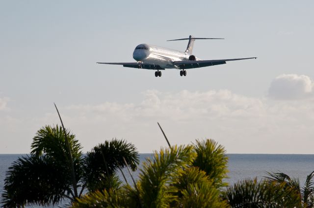 McDonnell Douglas MD-83 (PJ-MDA)