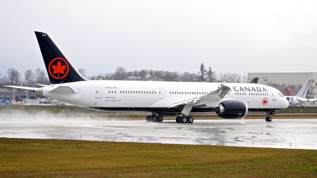 Boeing 787-9 Dreamliner (C-FVLU) - BOE581 begins its takeoff roll on Rwy 16R for a C1 flight on 1.25.18. (ln 659 / cn 38360).