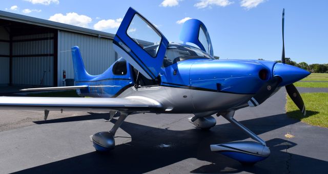 Cirrus SR-22 (N1819S)