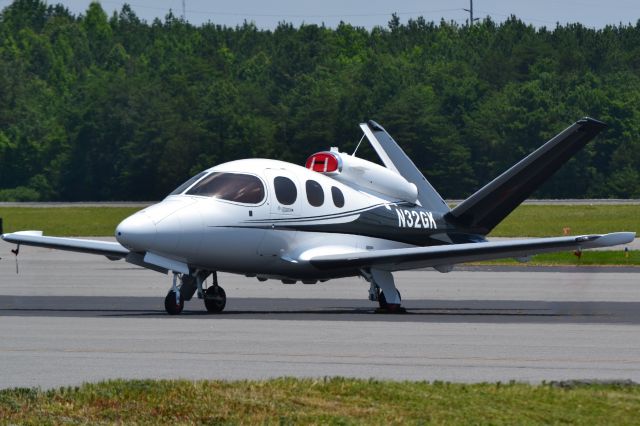 Cirrus Vision SF50 (N32GK) - VISION GK LLC at KJQF - 6/19/18