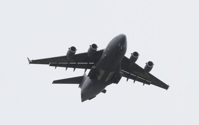 Boeing Globemaster III — - inbound for G8