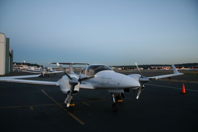 Diamond Twin Star (N49494) - Galvin Flying Service, Boeing Field/King County International Airport