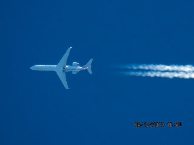 Canadair Regional Jet CRJ-700 (N765SK)