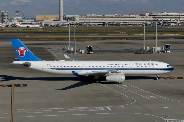 Airbus A330-300 (B-8362) - Tokyo-Haneda(HND) 2018/11/02