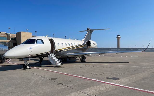 Embraer Legacy 550 (N601FX)