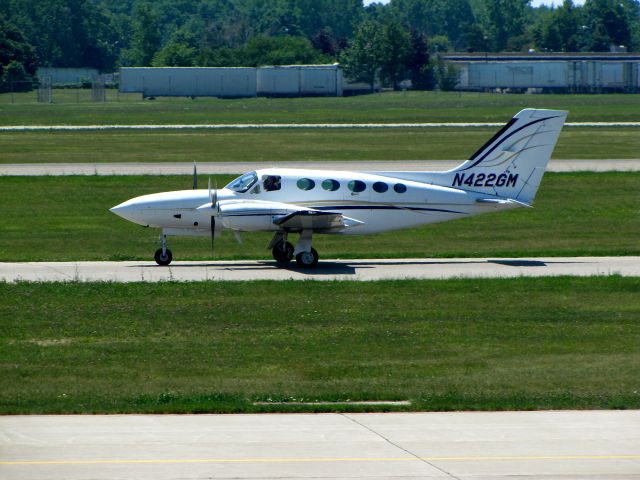 Cessna 421 (N422GM)