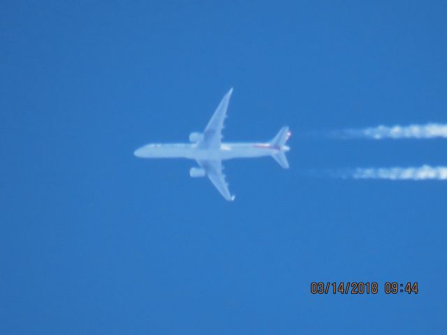 Boeing 757-200 (N184AN)