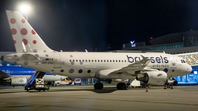 Airbus A319 (OO-SSU)