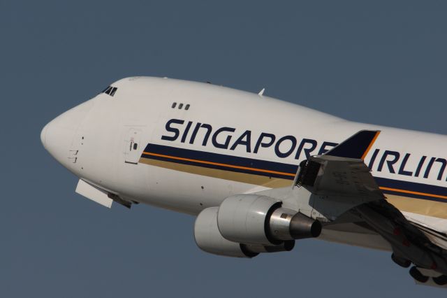 Boeing 747-400 —