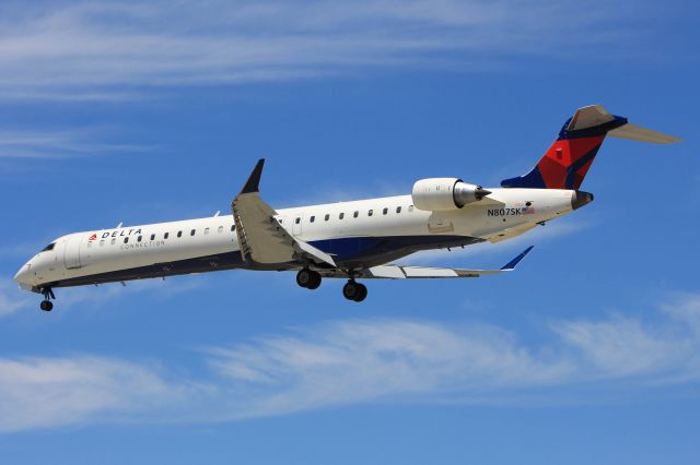 Canadair Regional Jet CRJ-900 (N807SK)