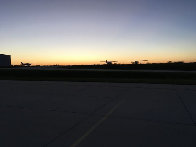 Cessna Skyhawk — - Sunset at Skyhaven after a long day flying.