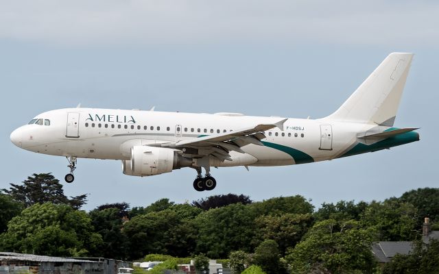 Airbus A319 (F-HDSJ) - Operating for Blue Islands on the 26/May/2025