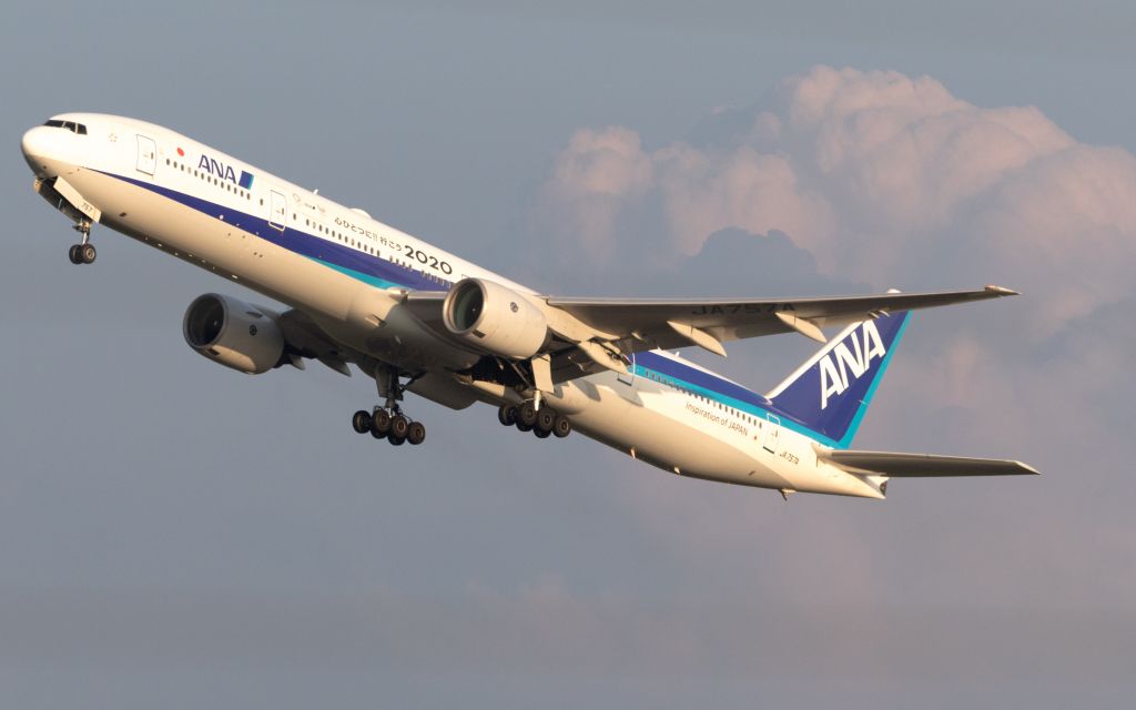 BOEING 777-300 (JA757A) - 全日空 - All Nippon Airways [NH/ANA] / Boeing 777-381br /Aug.25.2017 New Chitose Airport [CTS/RJCC] JAPAN