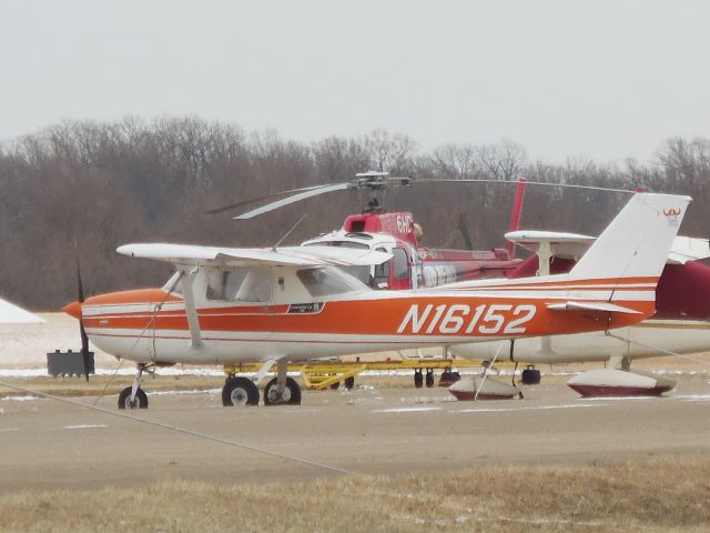 Cessna Commuter (N16152)