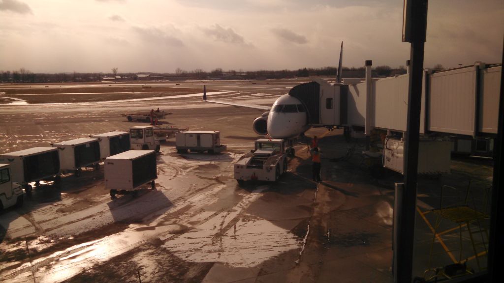 Embraer ERJ-190 (N284JB)