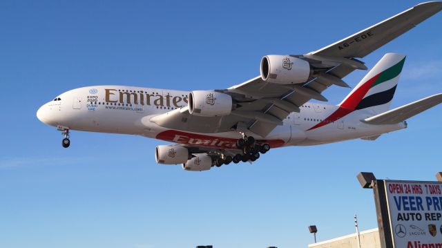 Airbus A380-800 (A6-EOE) - January 14,2015