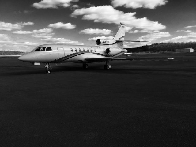 Dassault Falcon 20 (N615SR) - This beautiful Falcon 50 on the ramp! 