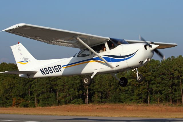 Cessna Skyhawk (N981SP)