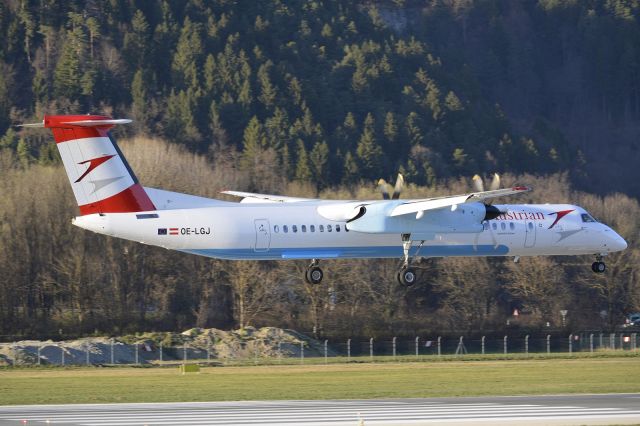 de Havilland Dash 8-400 (OE-LGJ)