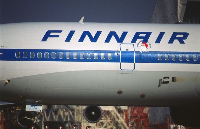 McDonnell Douglas DC-10 (N345HC) - Departure at Narita Intl Airport Rwy34 on 1988/12/25 " Santa Claus "