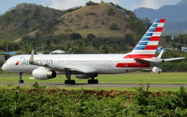 Boeing 757-200 (N172AJ)