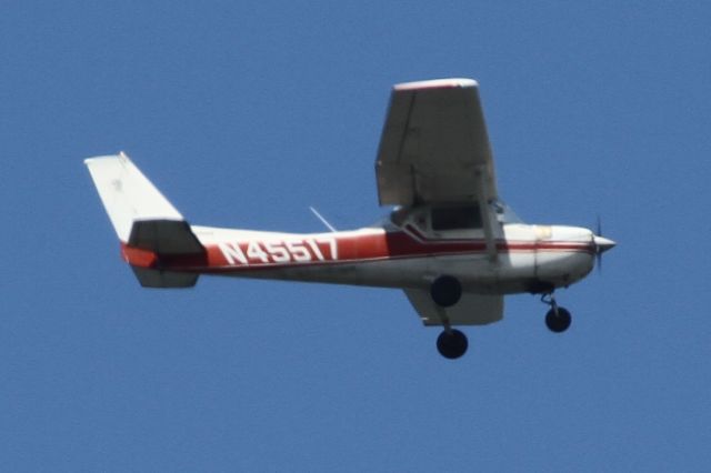 Cessna 152 (N45517) - Over Mercer Island, WA