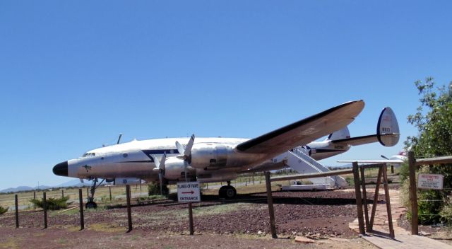 N422NA — - Seen at the Grand Canyon Valle Airport in Valle, AZ