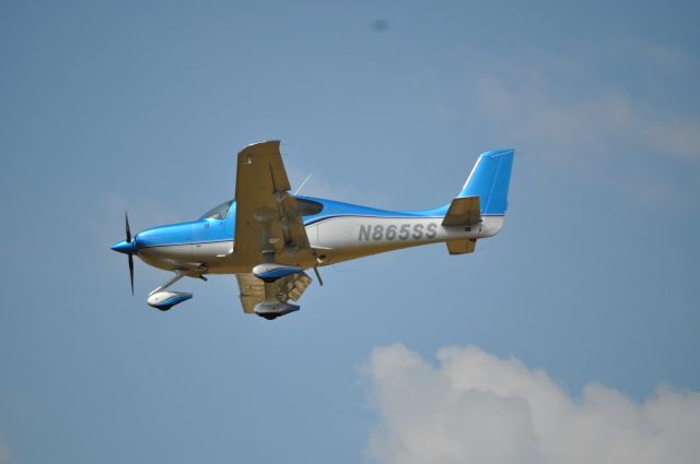 Cirrus SR-22 (N865SS)