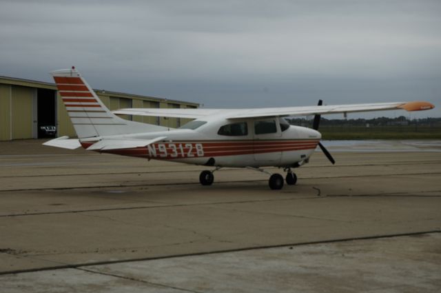 Cessna Skyhawk (N93128)