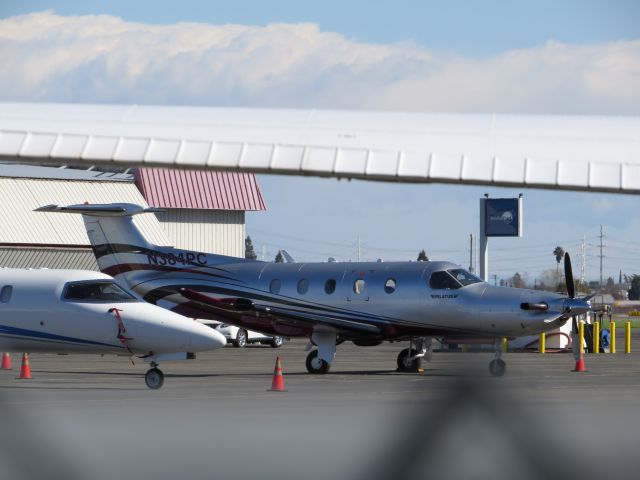 Pilatus PC-12 (N384PC)