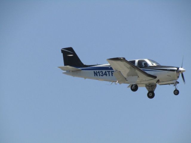 Beechcraft Bonanza (33) (N134TF) - Landing RWY 20R