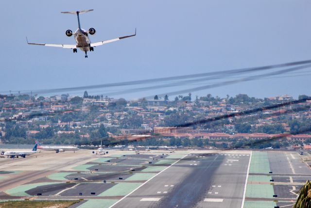 Canadair Regional Jet CRJ-200 — - Brother in law is the co-pilot of the CRJ200 landing in KSAN.