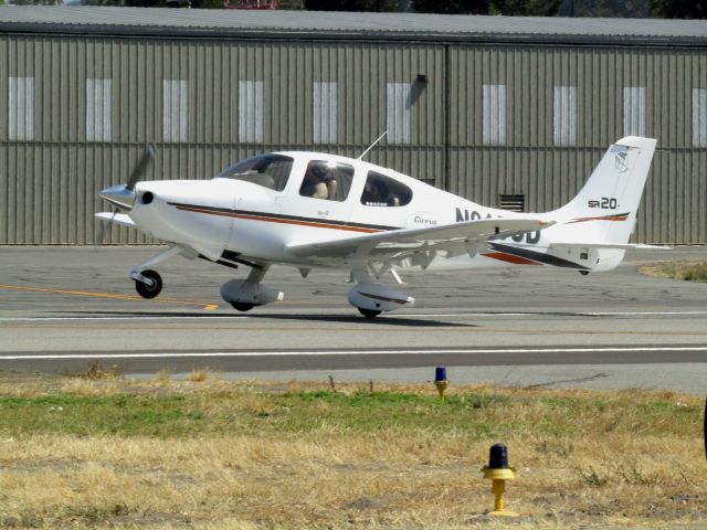 Cirrus SR-20 (N910CD) - Taking off from RWY 24