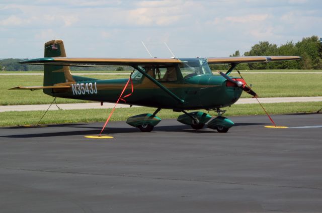 Cessna Commuter (N3543J) - Great paint scheme.