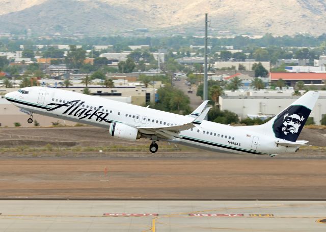 Boeing 737-900 (N435AS)