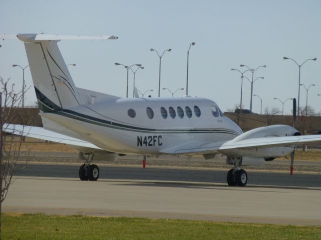 Beechcraft Super King Air 200 (N42FC)