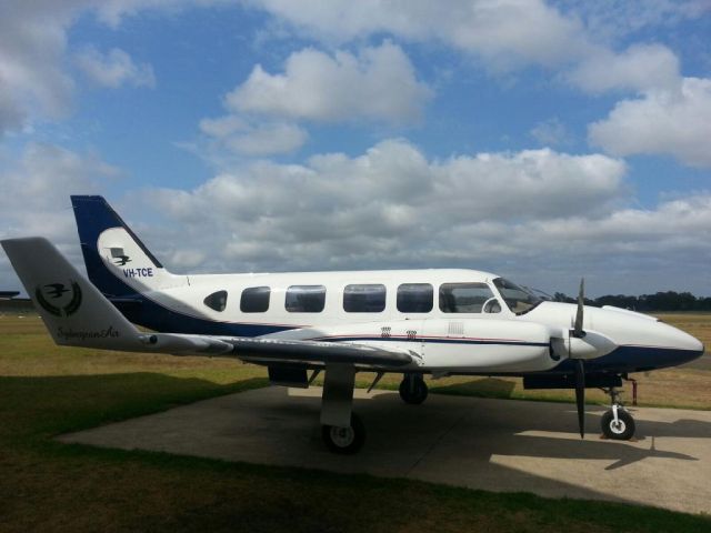 Piper Navajo (VH-TCE)