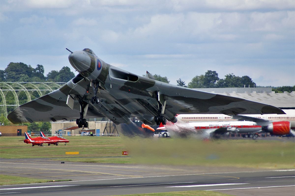 G-VLCN — - Avro Vulcan B2, Private, EGLF Farnborough Airshow 2008, 19.July 2008